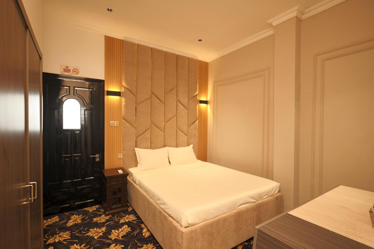 Phuoc Hung 3 Hotel Vinh Long Exterior photo