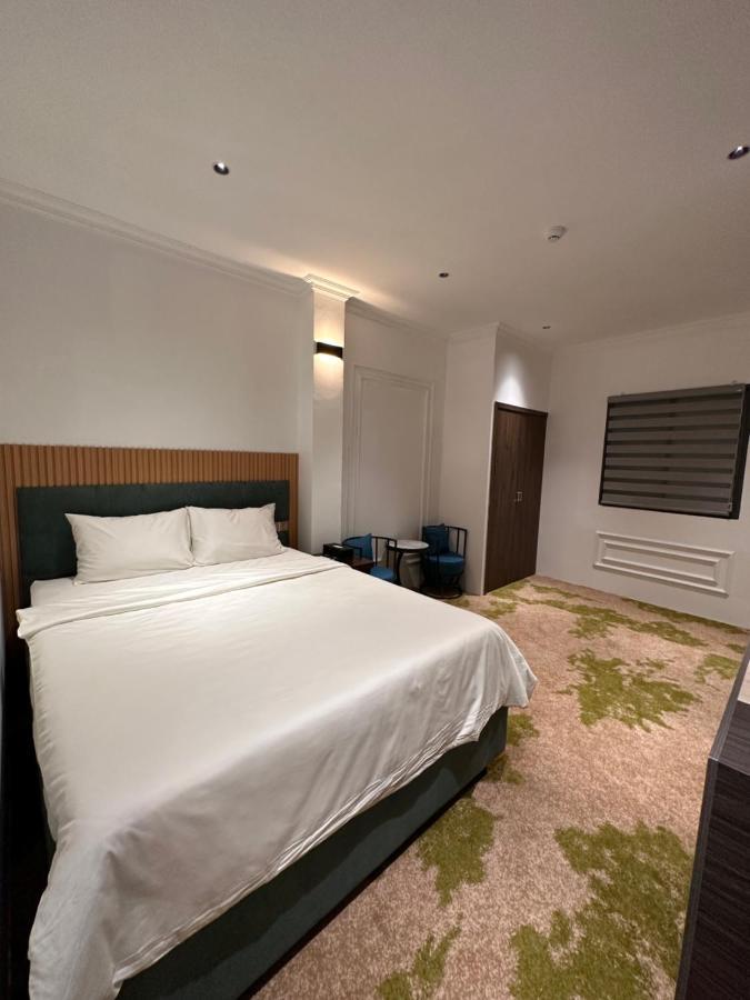 Phuoc Hung 3 Hotel Vinh Long Exterior photo