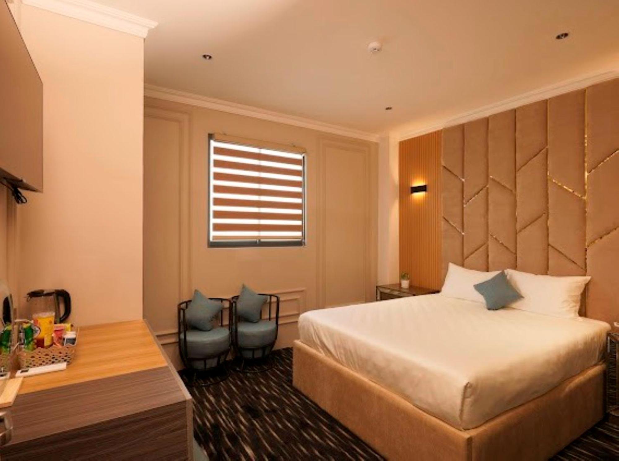 Phuoc Hung 3 Hotel Vinh Long Exterior photo