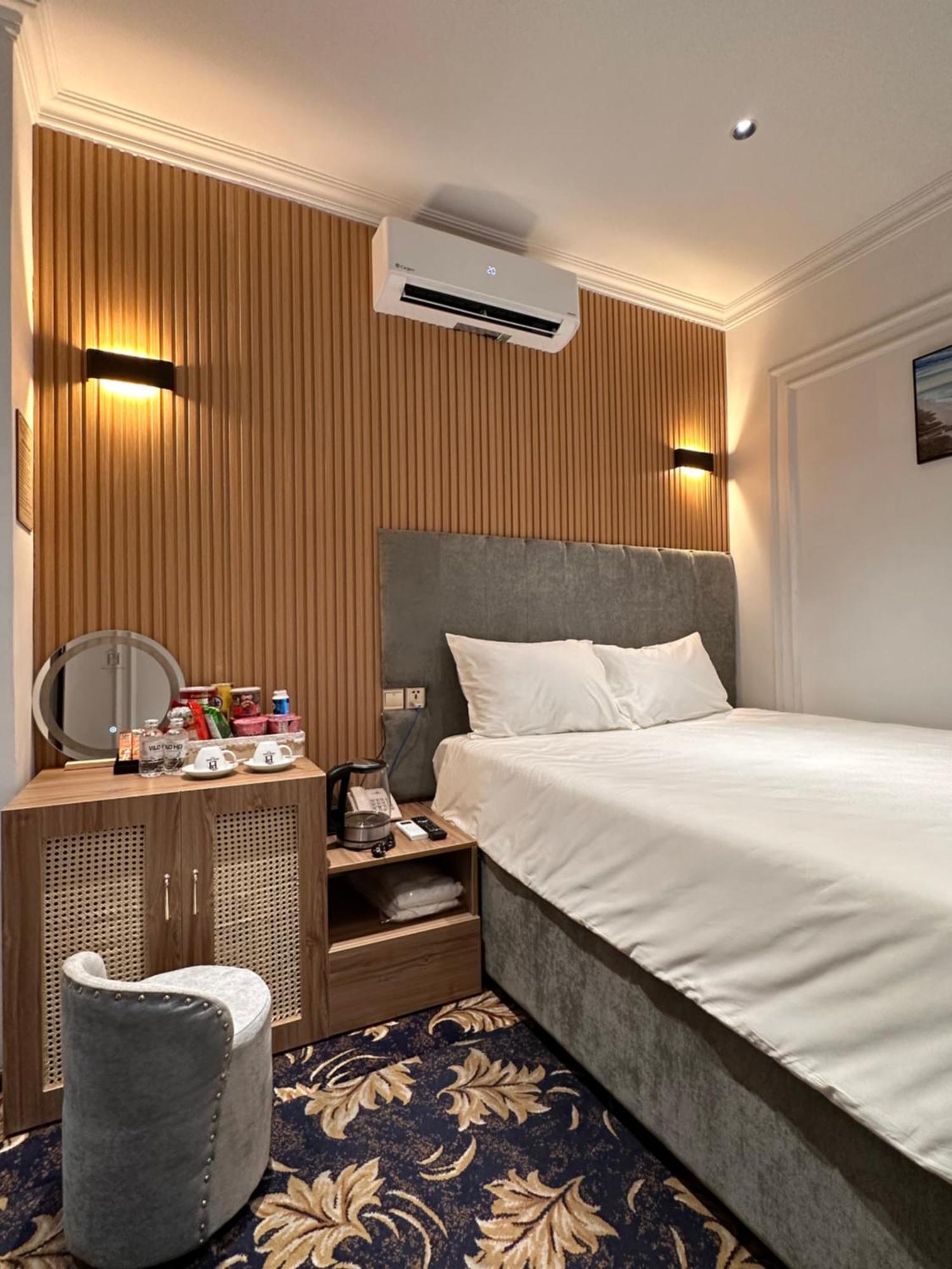 Phuoc Hung 3 Hotel Vinh Long Room photo