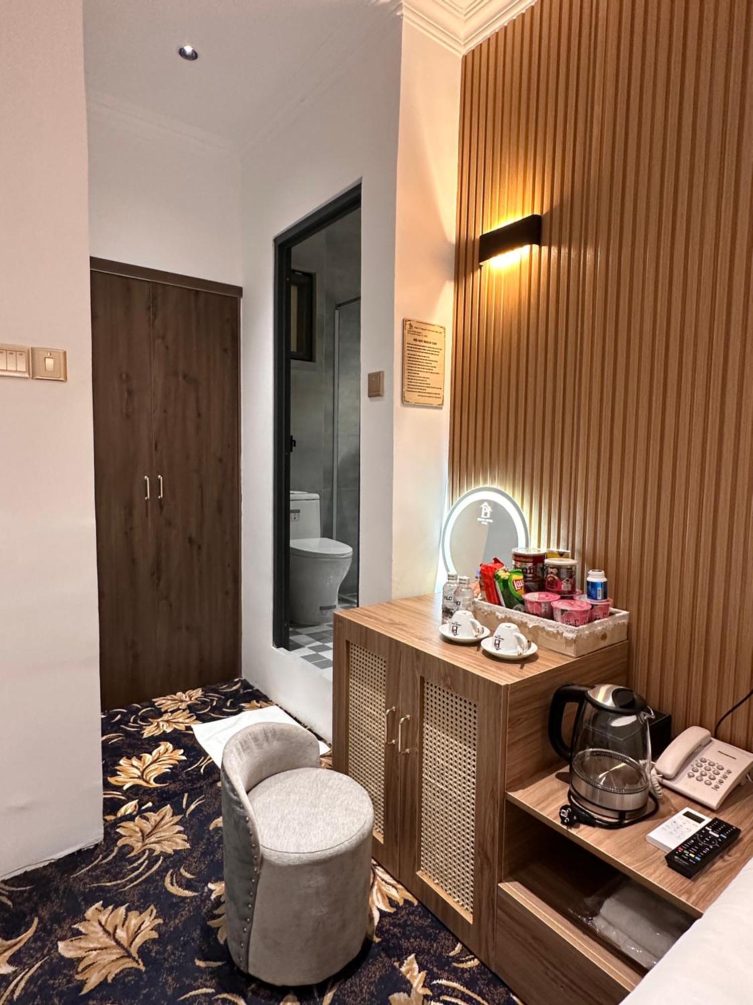 Phuoc Hung 3 Hotel Vinh Long Room photo
